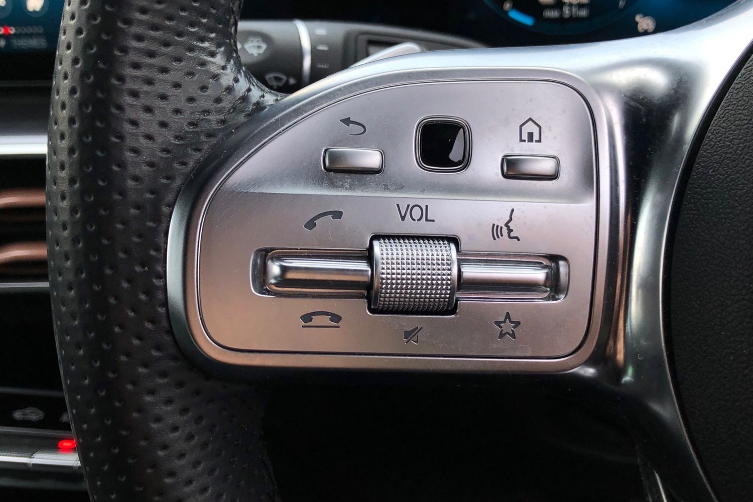 Used Mercedes-Benz EQC 2022 for sale - 76789760: Photo 6