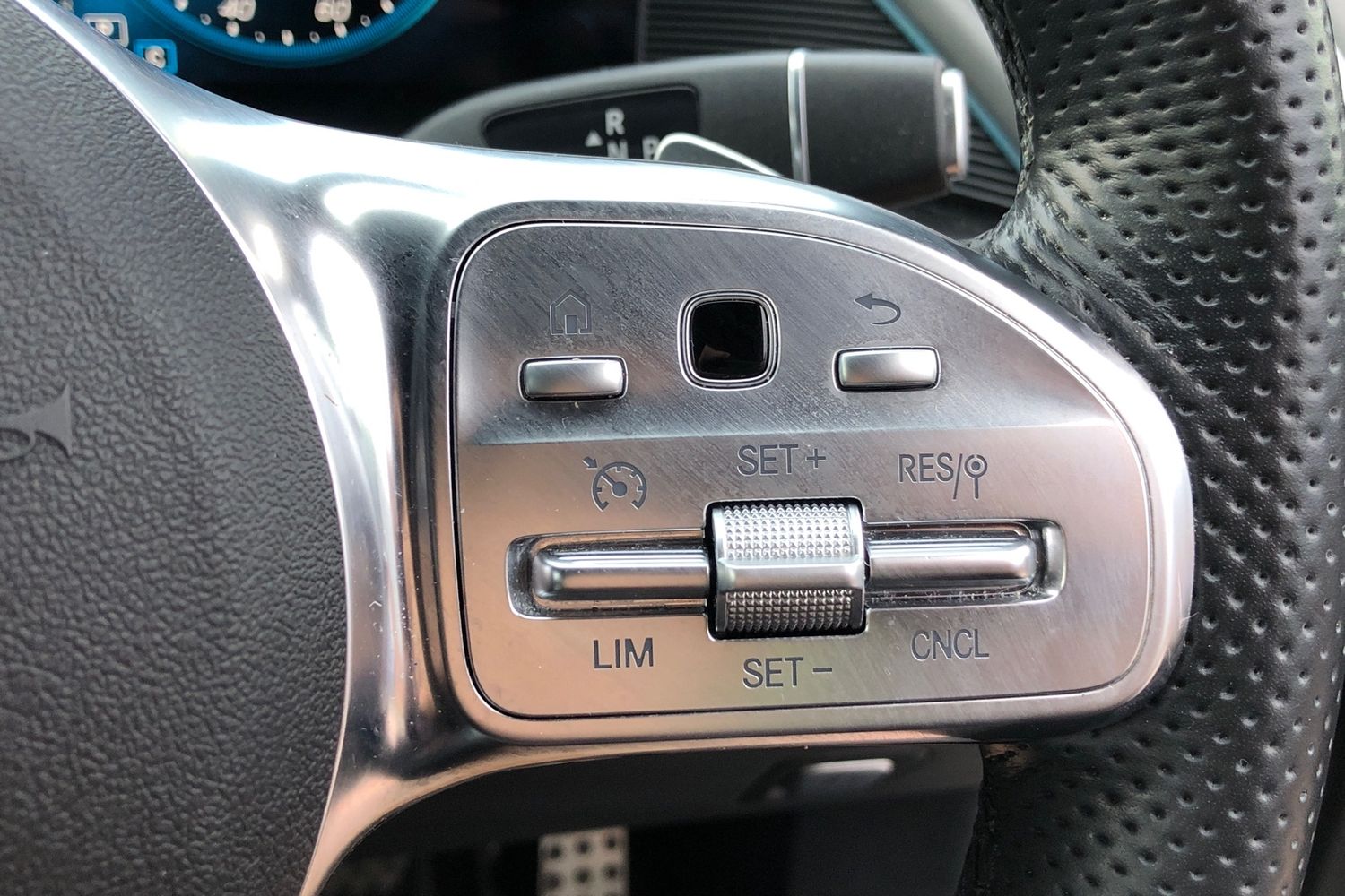 Used Mercedes-Benz EQC 2022 for sale - 76789760: Photo 7