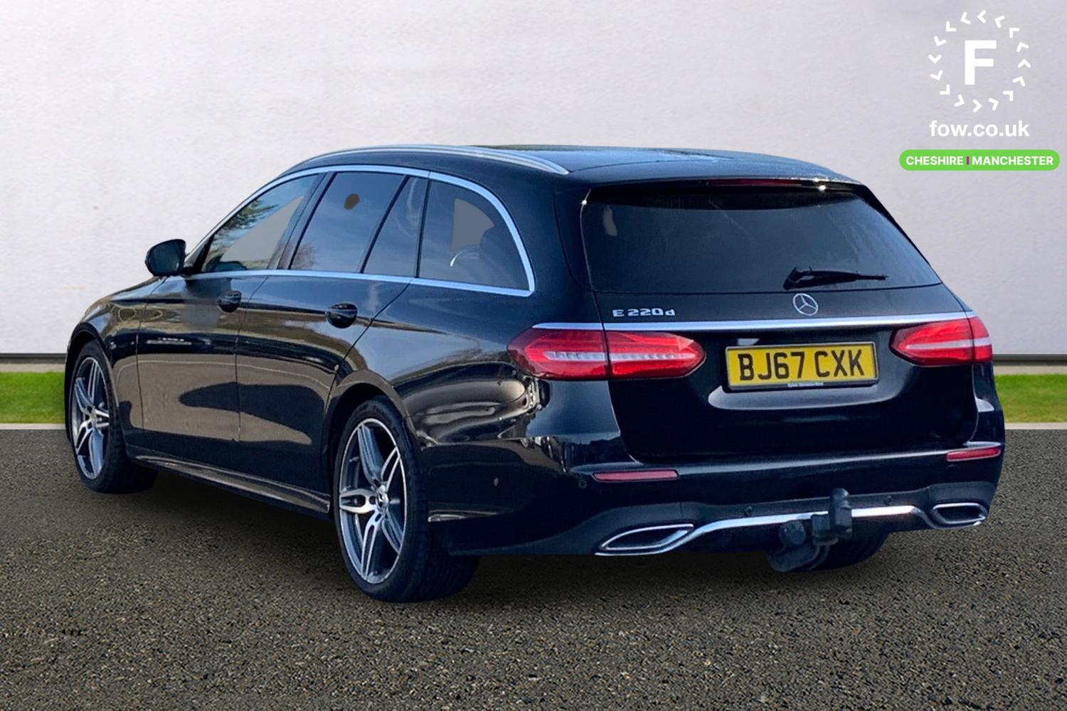 Used Mercedes-Benz E Class 2017 for sale - 77928916: Photo 2