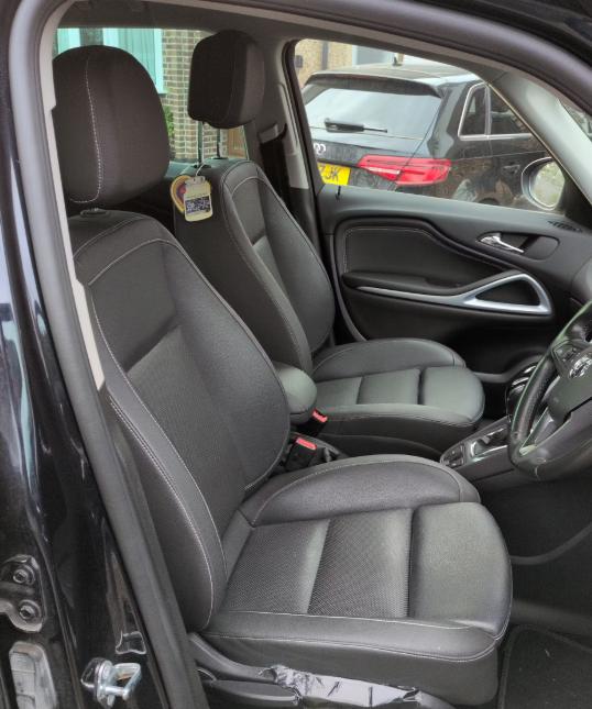 Used Vauxhall Zafira 2017 for sale - 77919403: Photo 5