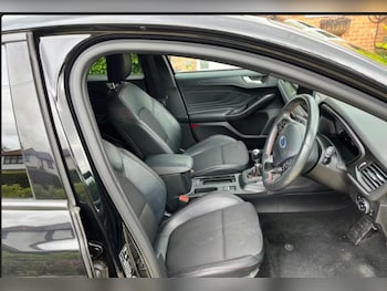 Used Ford Focus 2019 for sale - 78931987: Photo