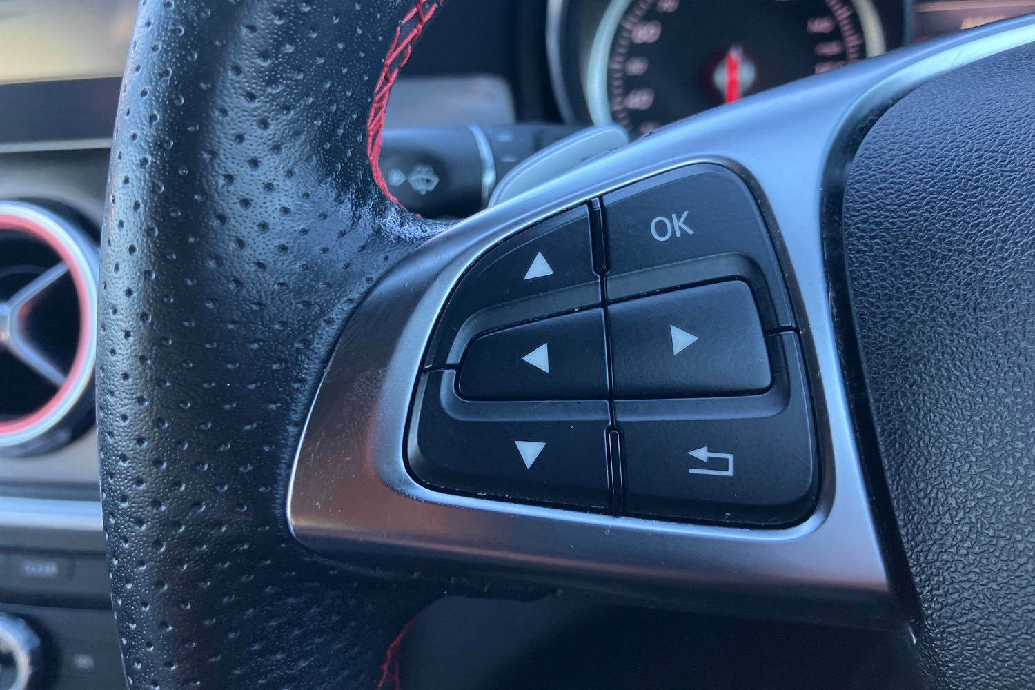 Used Mercedes-Benz GLA 2019 for sale - 76406038: Photo 15