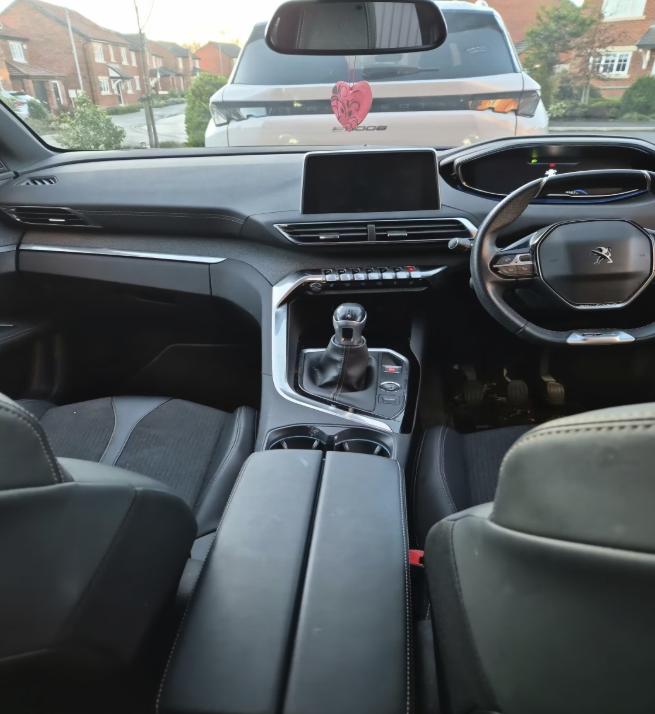 Used Peugeot 5008 2020 for sale - 77294649: Photo 3