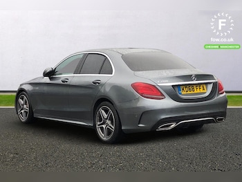 Used Mercedes-Benz C-Class 2019 for sale - 76156460: Photo 2