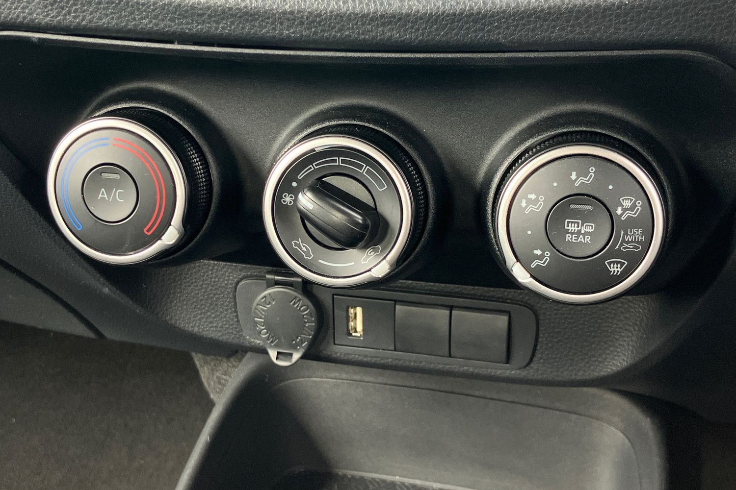 Used Toyota Aygo X 2023 for sale - 76219823: Photo 9