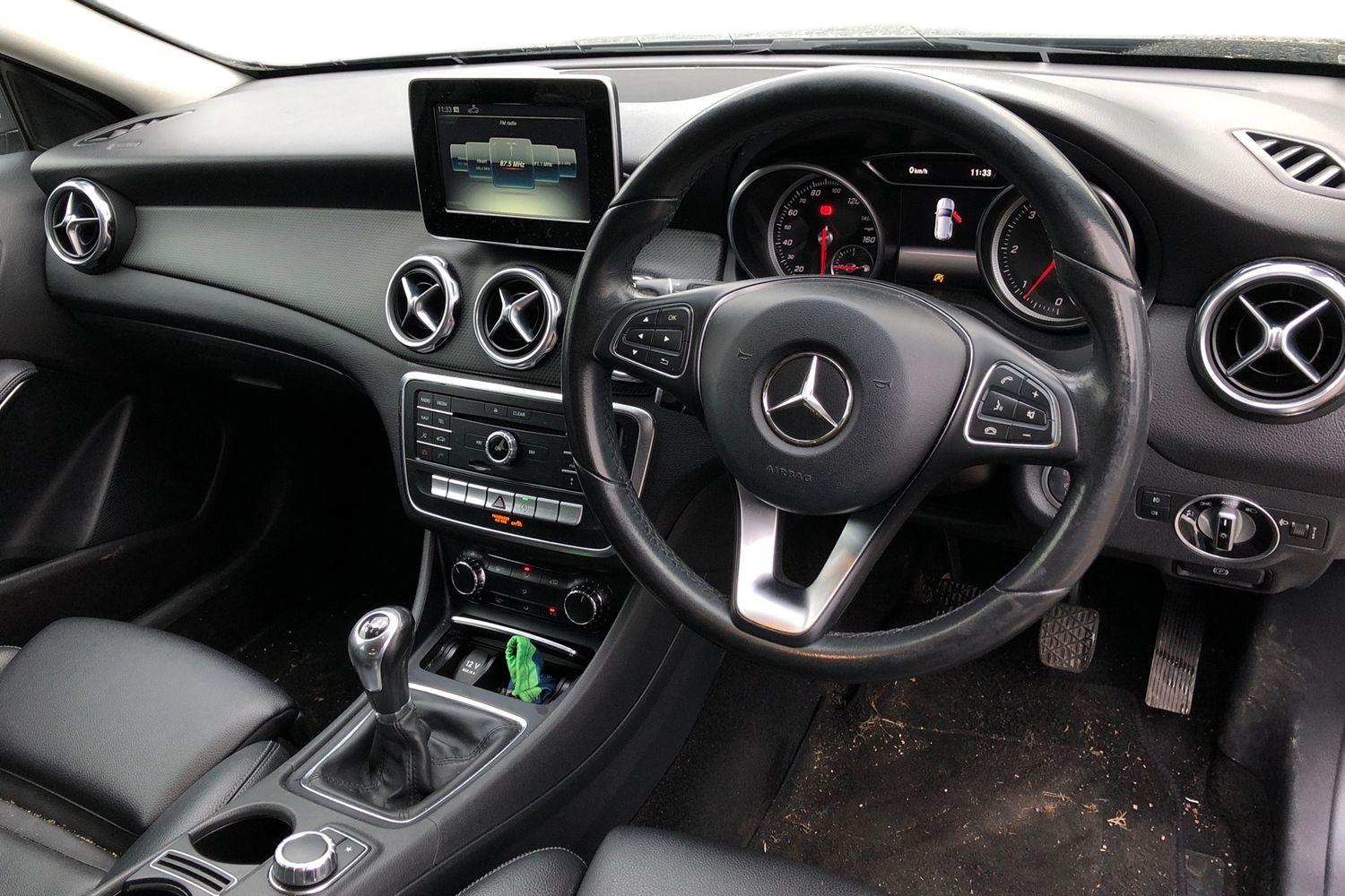 Used Mercedes-Benz GLA 2017 for sale - 77787606: Photo 3