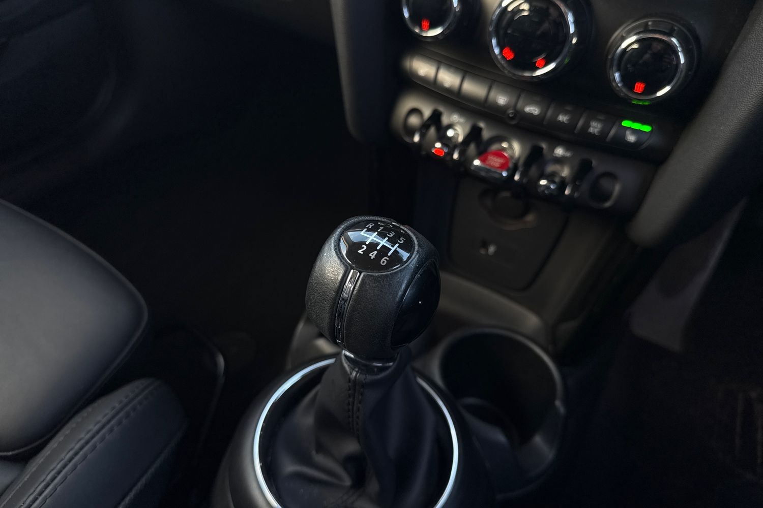 Used MINI Hatch 2019 for sale - 76292527: Photo 8