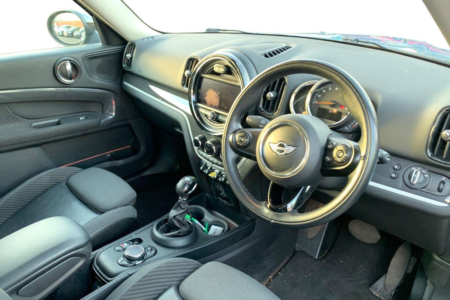 Used MINI Countryman 2017 for sale - 76453527: Photo 3