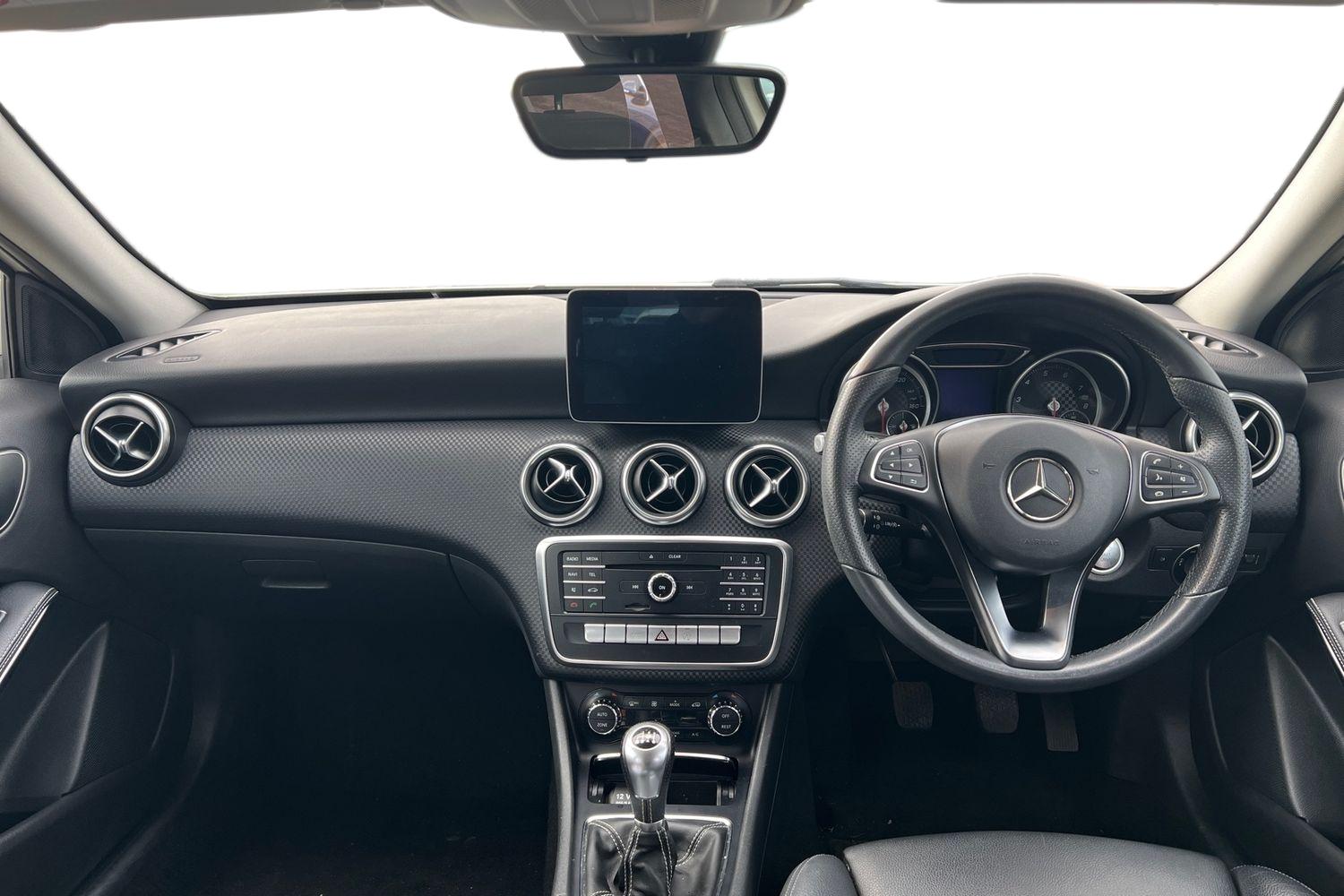 Used Mercedes-Benz A-Class 2017 for sale - 78079161: Photo 3