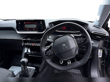 Used Peugeot 2008 2022 for sale - 76637096: Photo