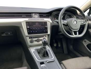 Used Volkswagen Passat 2018 for sale - 74446053: Photo