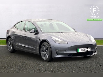 Used Tesla Model 3 2021 for sale - 76909500: Photo