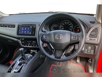 Used Honda HR-V 2018 for sale - 75824953: Photo