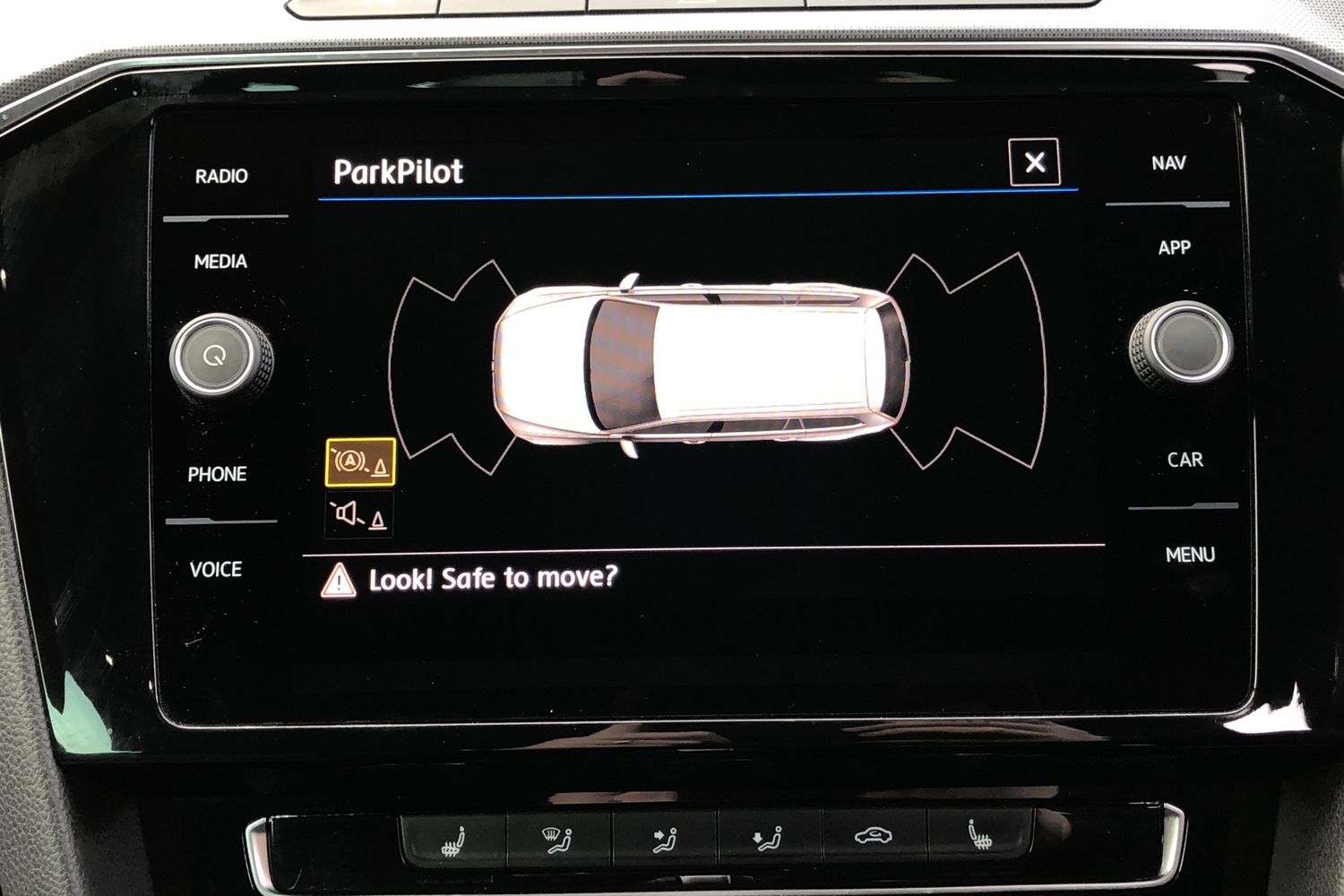 Used Volkswagen Passat 2019 for sale - 75909041: Photo 8