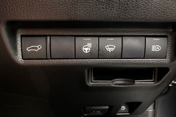 Used Toyota RAV4 2021 for sale - 75254864: Photo 11