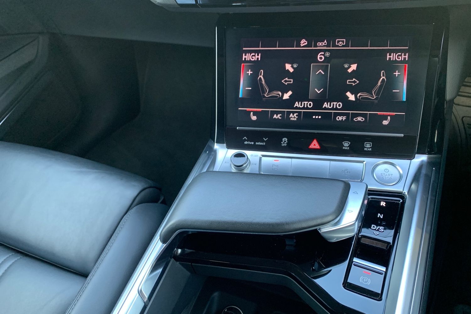 Used Audi e-tron 2020 for sale - 76649245: Photo 12