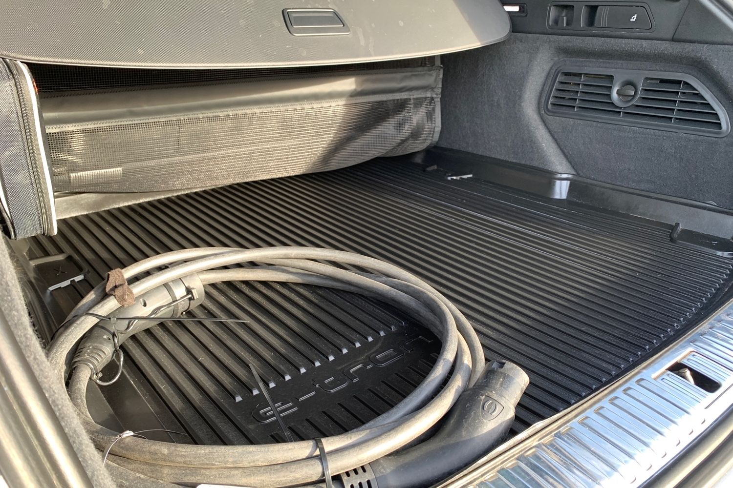 Used Audi e-tron 2020 for sale - 76649245: Photo 14