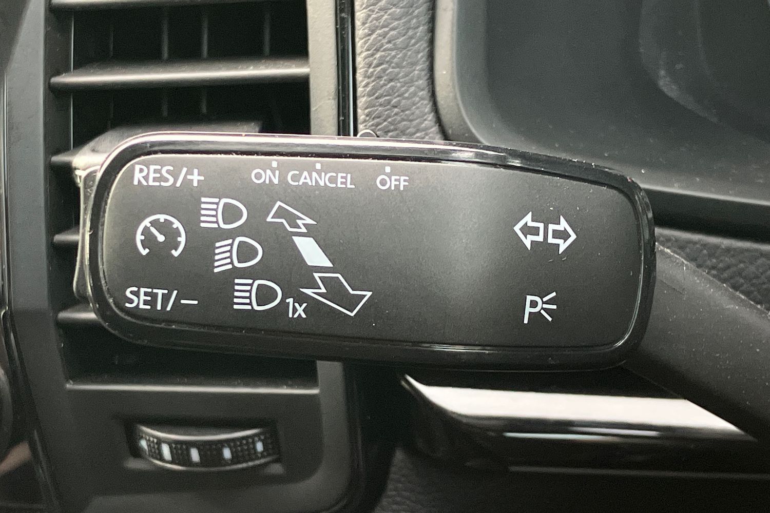 Used Skoda Karoq 2021 for sale - 76292505: Photo 14