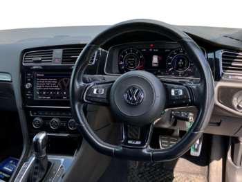 Used Volkswagen Golf 2018 for sale - 75096093: Photo