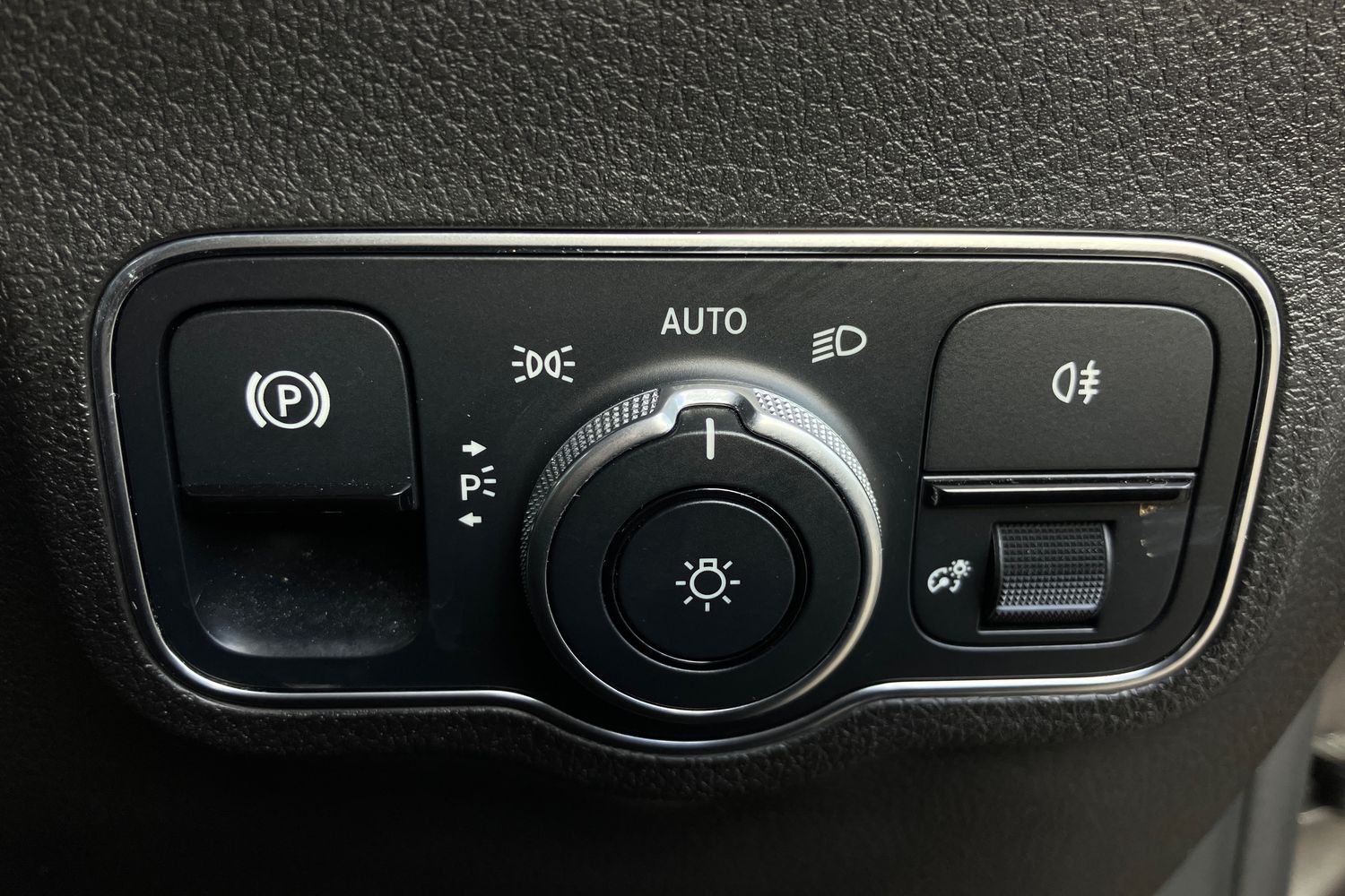 Used Mercedes-Benz EQB 2022 for sale - 76323965: Photo 16