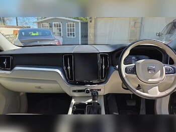 Used Volvo XC60 2019 for sale - 78331865: Photo