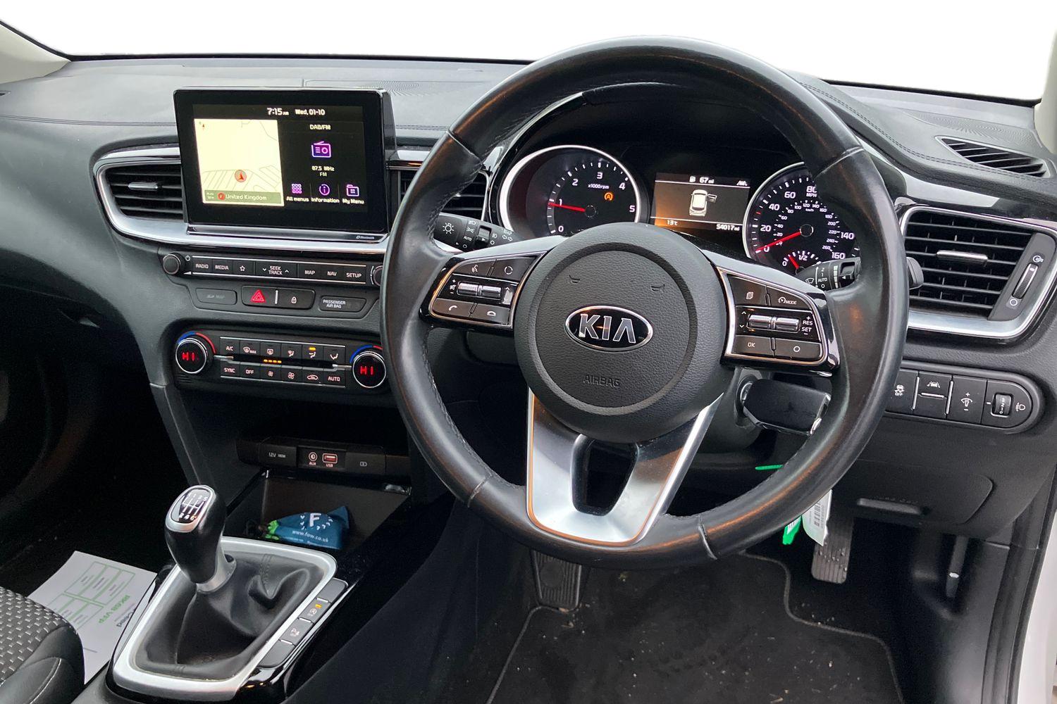 Used Kia Ceed 2018 for sale - 76115125: Photo 3