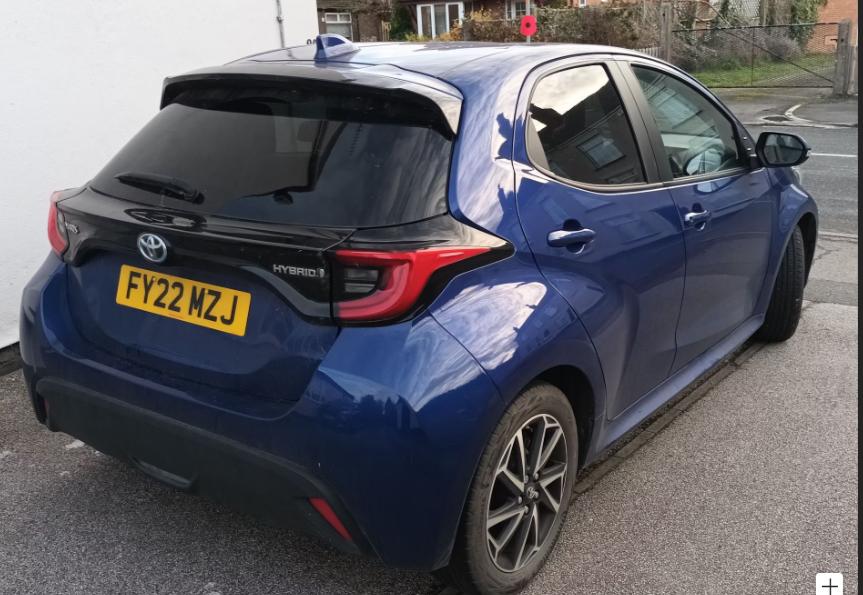 Used Toyota Yaris 2022 for sale - 76558051: Photo 2