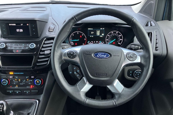 Used Ford Grand Tourneo Connect 2020 for sale - 76115183: Photo 5