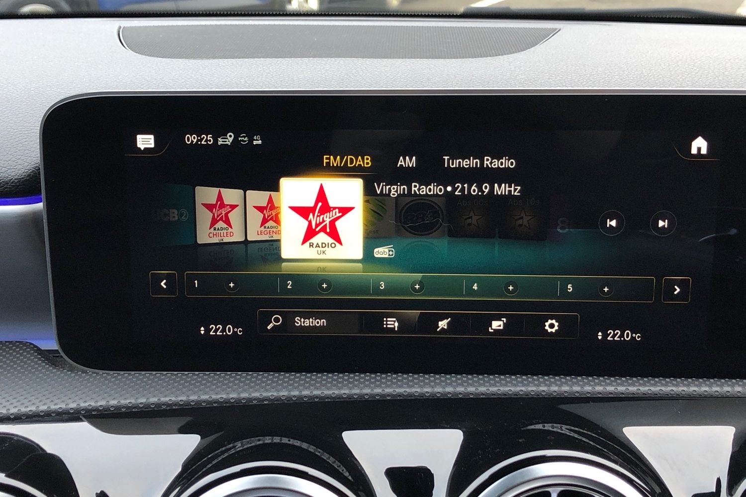 Used Mercedes-Benz A-Class 2018 for sale - 77527377: Photo 11