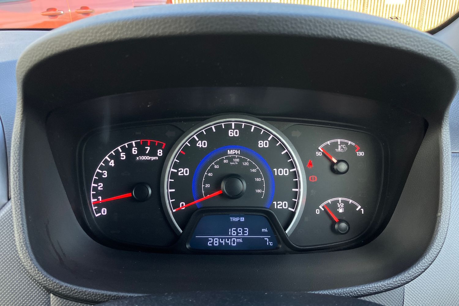 Used Hyundai i10 2018 for sale - 76488364: Photo 18