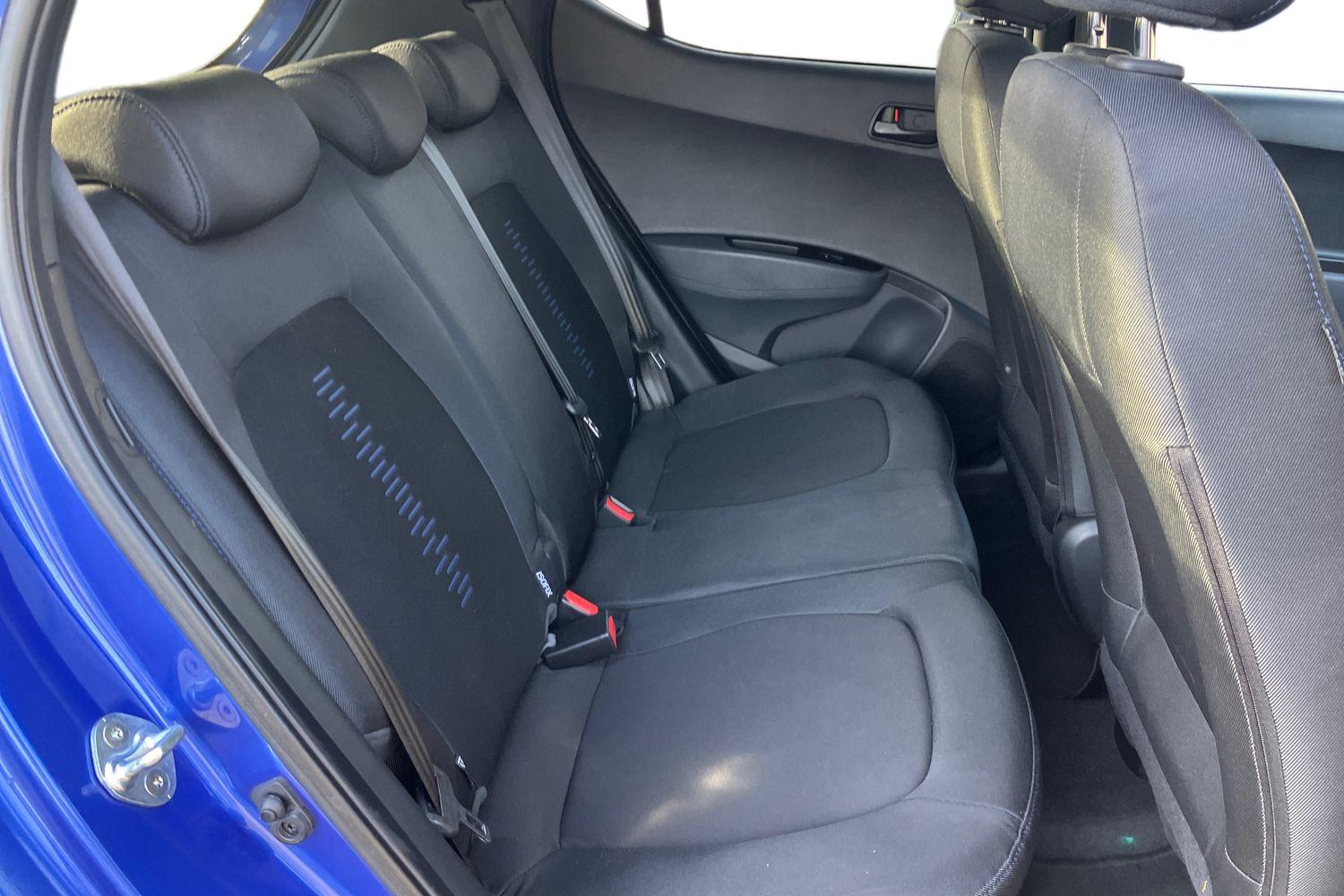 Used Hyundai i10 2018 for sale - 76488364: Photo 21