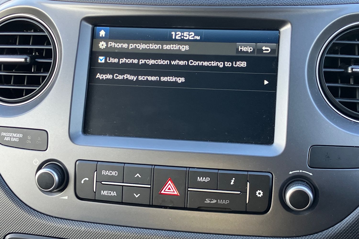 Used Hyundai i10 2018 for sale - 76488364: Photo 9