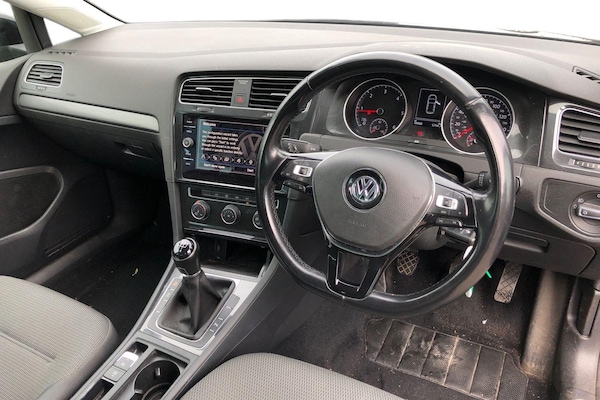 Used Volkswagen Golf 2020 for sale - 76157941: Photo 3