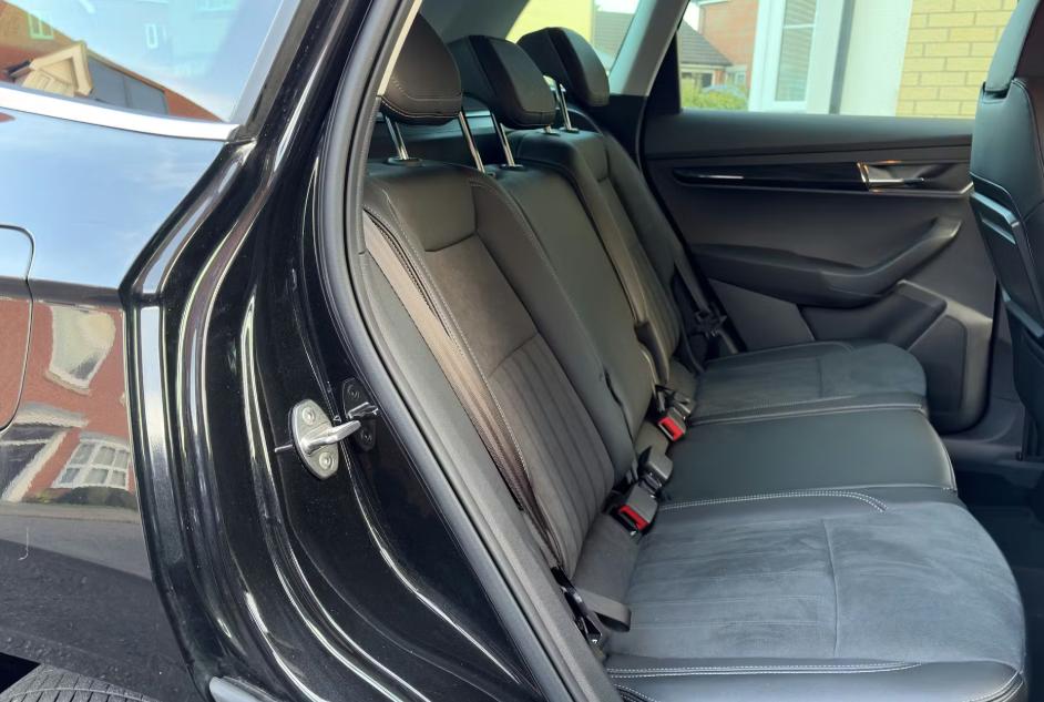 Used Skoda Karoq 2022 for sale - 77270441: Photo 4