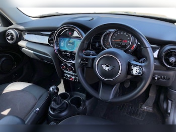 Used MINI Hatch 2022 for sale - 75824771: Photo