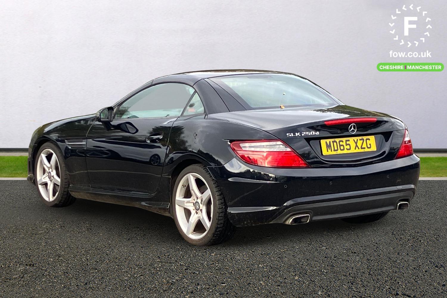Used Mercedes-Benz SLK 2015 for sale - 76469183: Photo 2