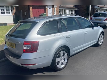 Used Skoda Octavia 2020 for sale - 78268371: Photo