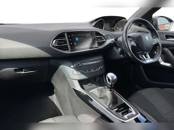 Used Peugeot 308 2018 for sale - 79616231: Photo