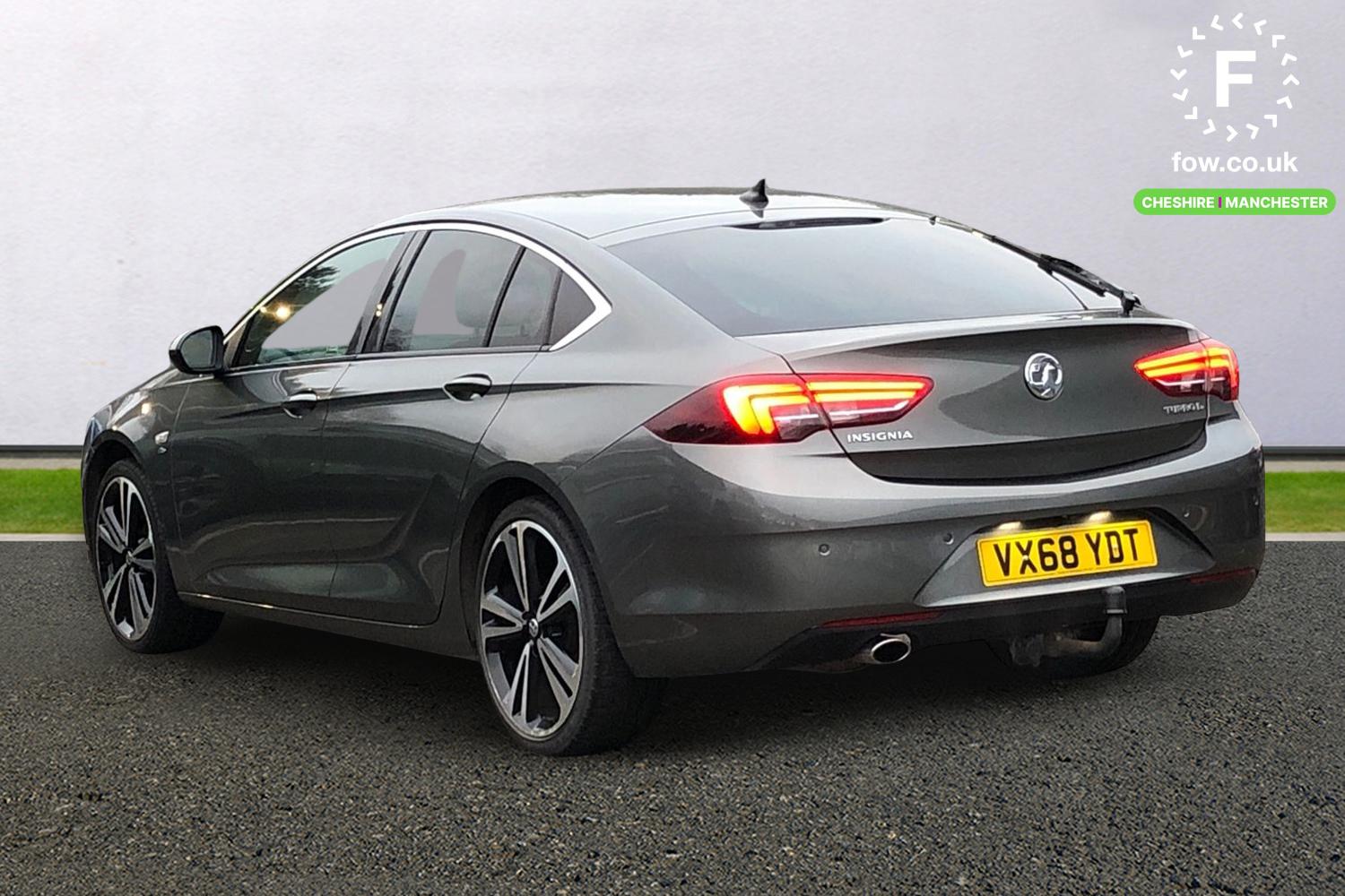 Used Vauxhall Insignia 2018 for sale - 77172608: Photo 2
