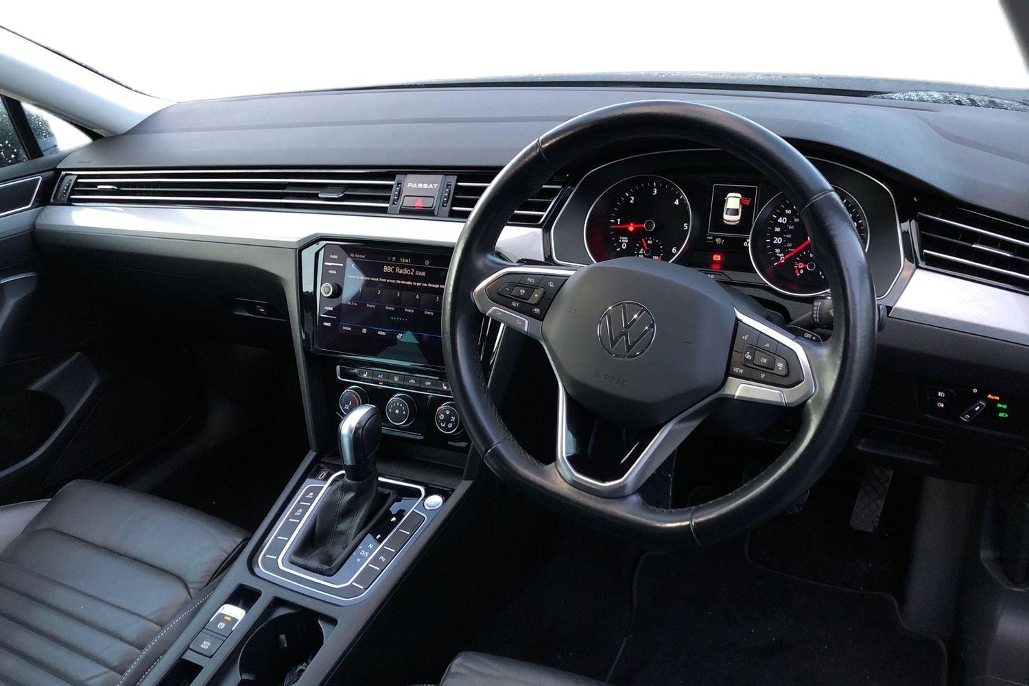 Used Volkswagen Passat 2020 for sale - 76783080: Photo 3