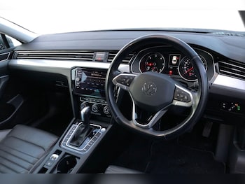 Used Volkswagen Passat 2020 for sale - 76783080: Photo