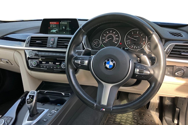 Used BMW 3 Series 2017 for sale - 76082072: Photo 3