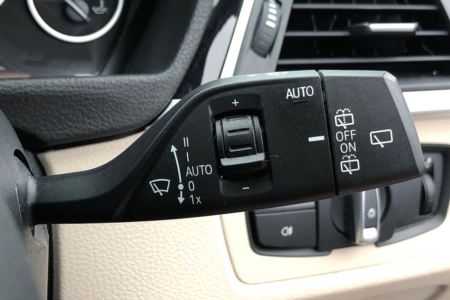 Used BMW 3 Series 2017 for sale - 76082072: Photo 7