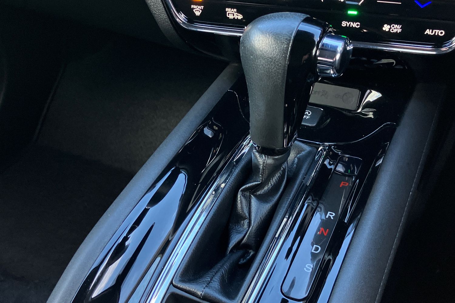 Used Honda HR-V 2017 for sale - 76288116: Photo 11