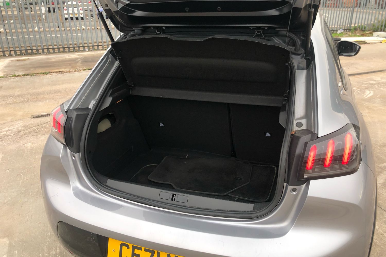 Used Peugeot 208 2021 for sale - 76368712: Photo 15