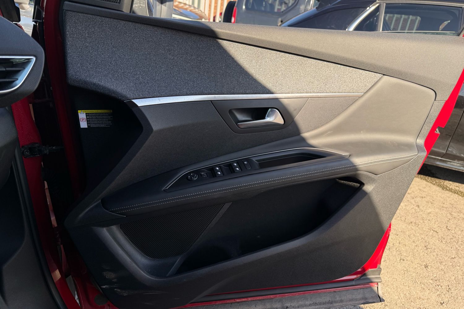 Used Peugeot 3008 2018 for sale - 77527805: Photo 9