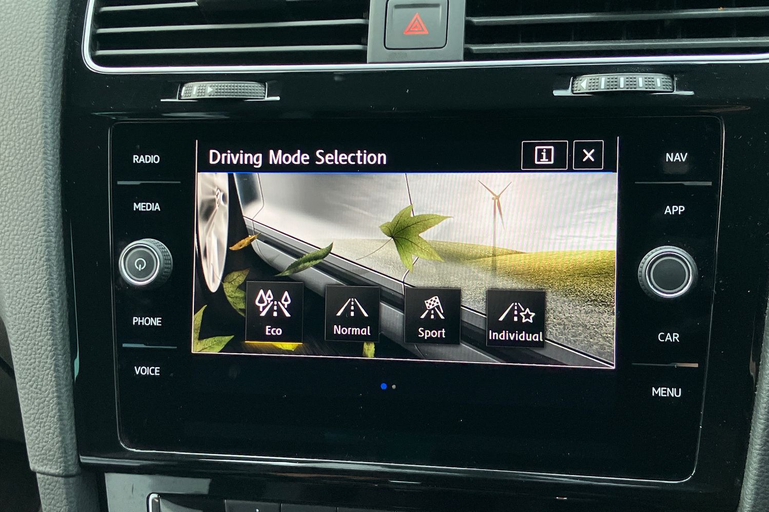 Used Volkswagen Golf 2019 for sale - 77514695: Photo 11