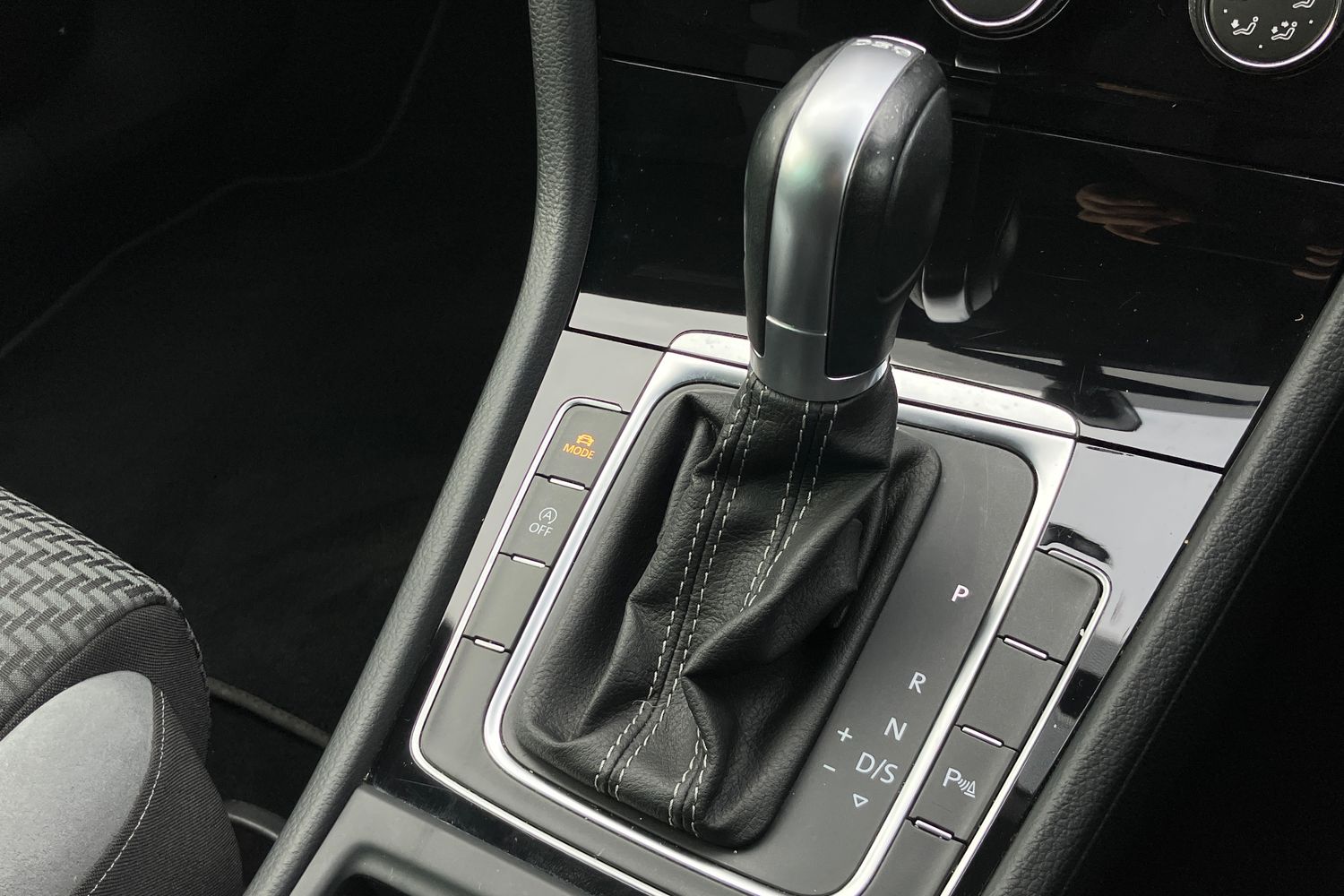 Used Volkswagen Golf 2019 for sale - 77514695: Photo 14