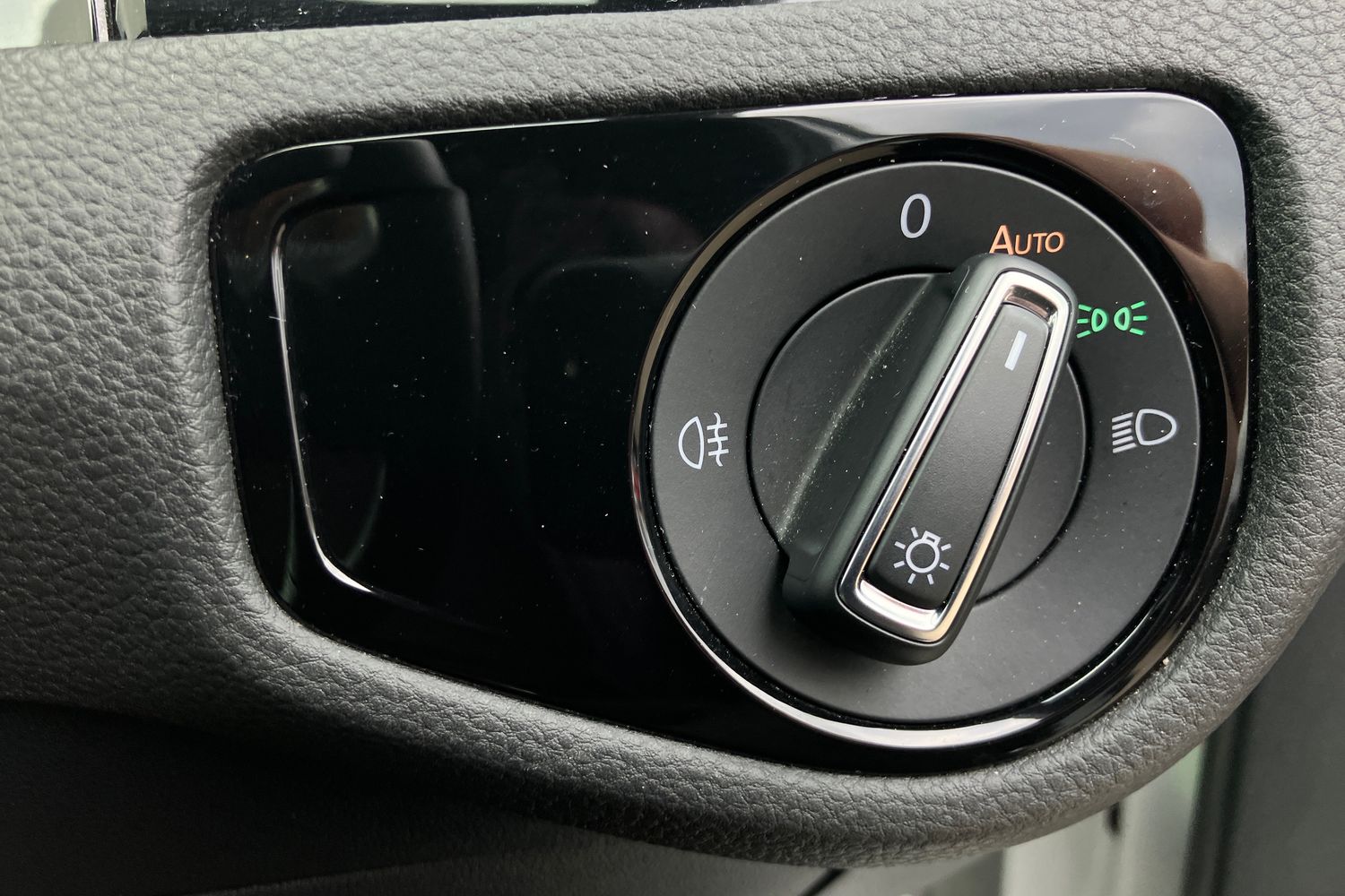 Used Volkswagen Golf 2019 for sale - 77514695: Photo 21