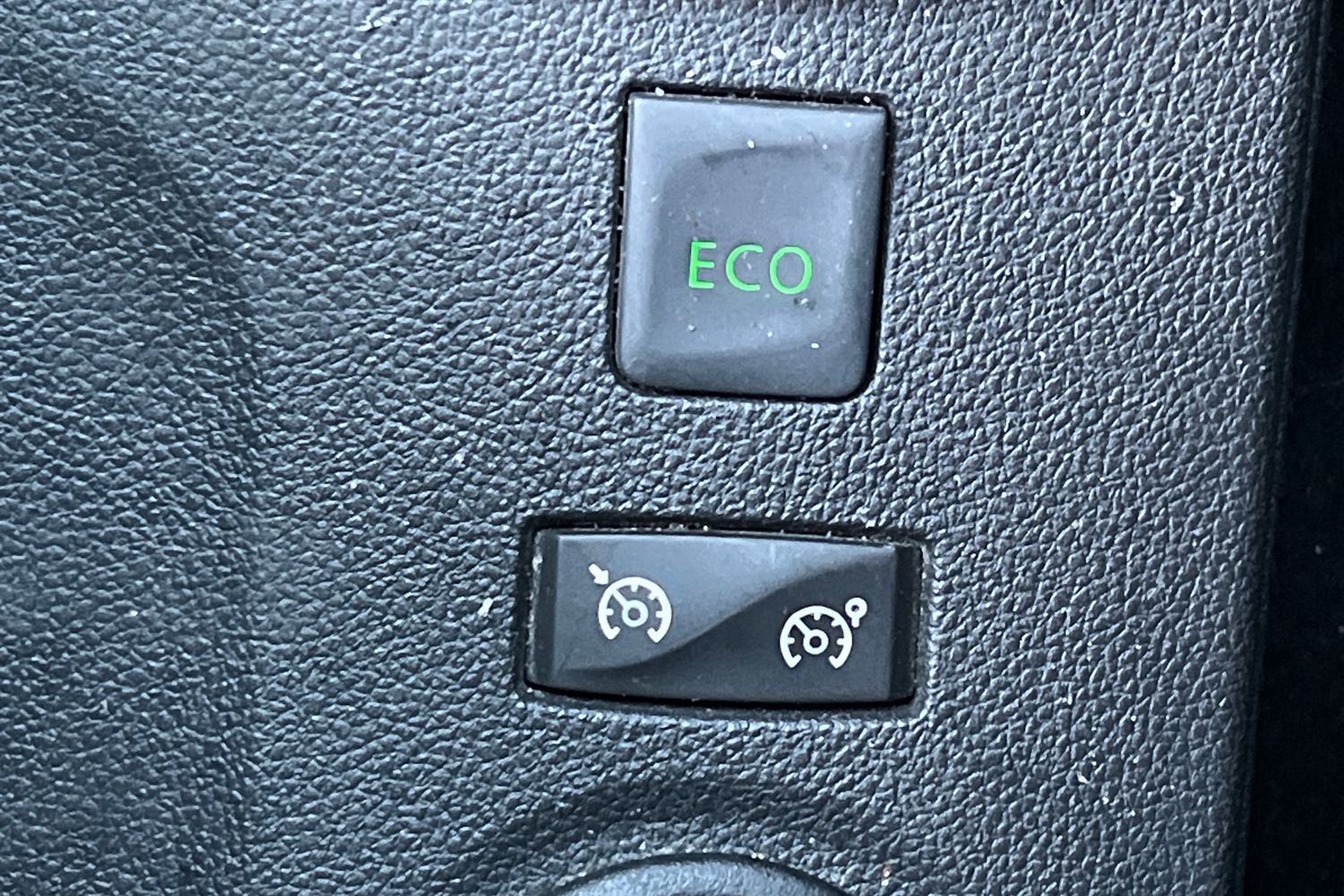 Used Renault Captur 2019 for sale - 77812659: Photo 11